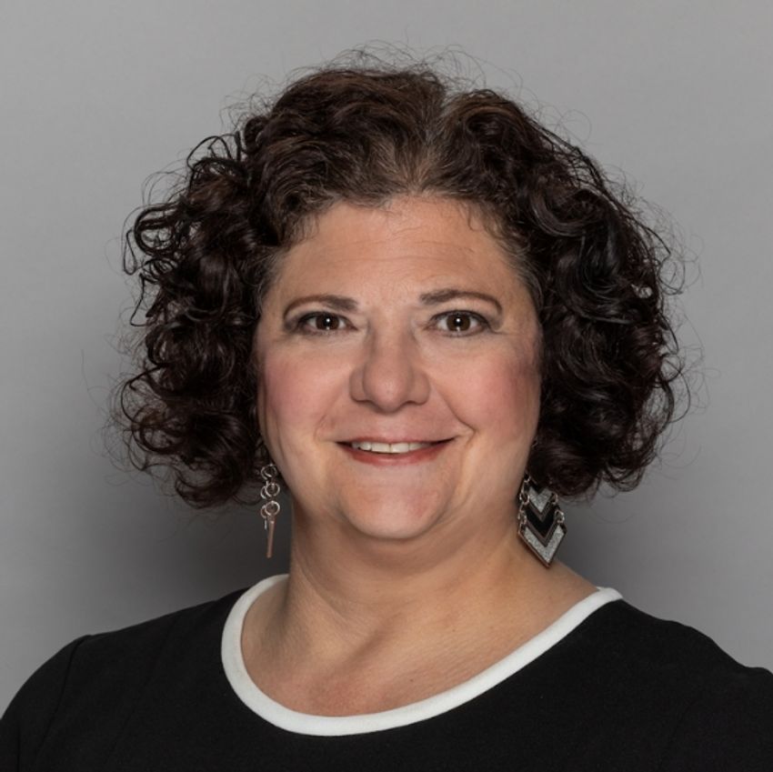 Photo of Tracy Durnan