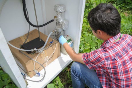 School of Earth and Atmospheric Sciences graduate student Hongyu Guo