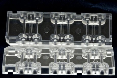 microfluidics device