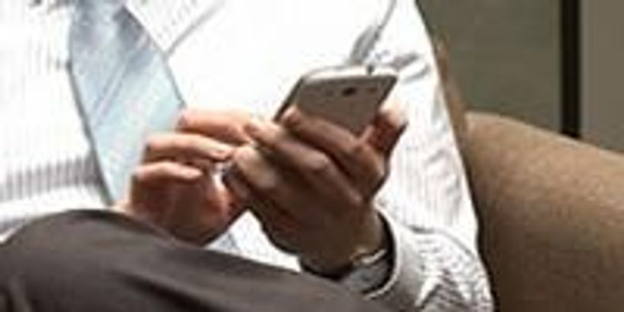 Taking a Short Smartphone Break Improves Employee Well-Being | Lab Manager