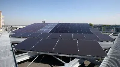 Tests Measure Solar Panel Performance beyond Established Standards