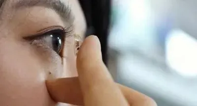 Wireless Smart Contact Lenses