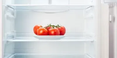 Should Tomatoes Go in the Fridge?