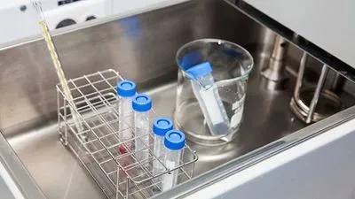 Features to Consider When Buying a Laboratory Water Bath