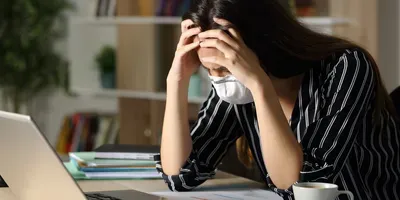 employee depressed during COVID-19 pandemic