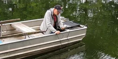 The PCE-PHD 1 pH meter from PCE Instruments being used in environmental testing