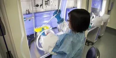 FUJIFILM Irvine Scientific Introduces Sterile Express Media Service