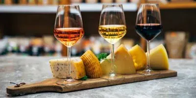 how food affects the taste of wine