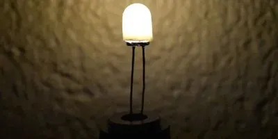 Reducing blue light with a new type of LED that won't keep you up all night