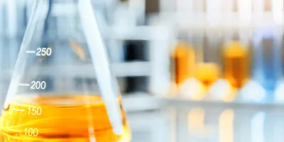 Image of yellow liquid in an erlenmeyer flask 