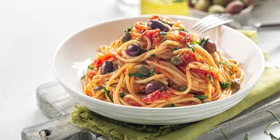 A plate of cooked pasta 