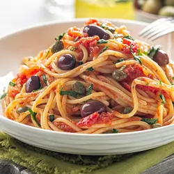 A plate of cooked pasta 