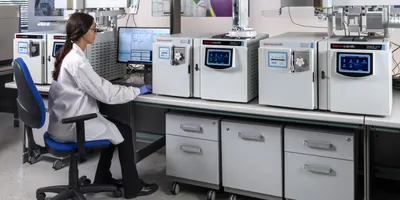 Lab worker using the new Thermo Fisher GC-MS