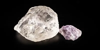 petalite and lepidolite on a black background