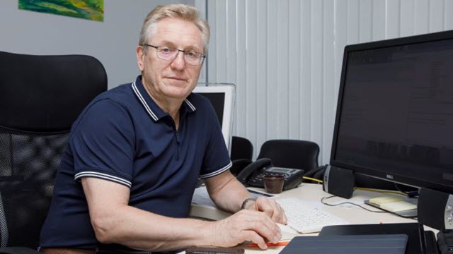 Professor Anatoliy Snigirev.