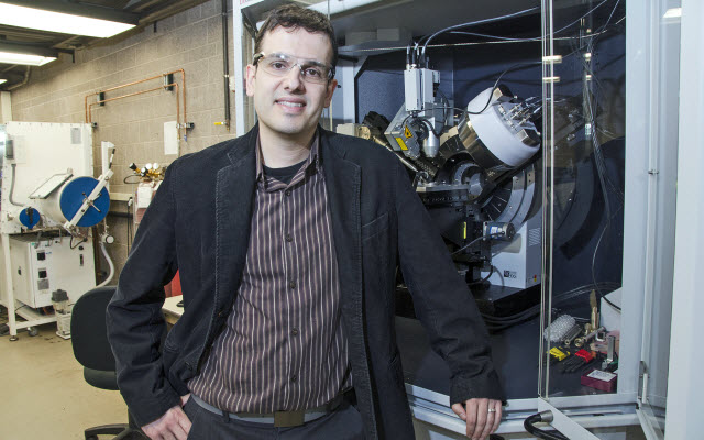 Jordi Cabana, UIC assistant professor of chemistry