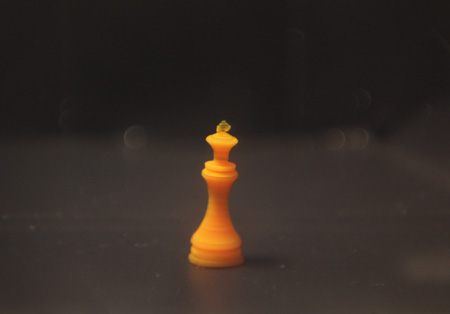 A tiny chess king, 3D-printed with a temperature-responsive hydrogel