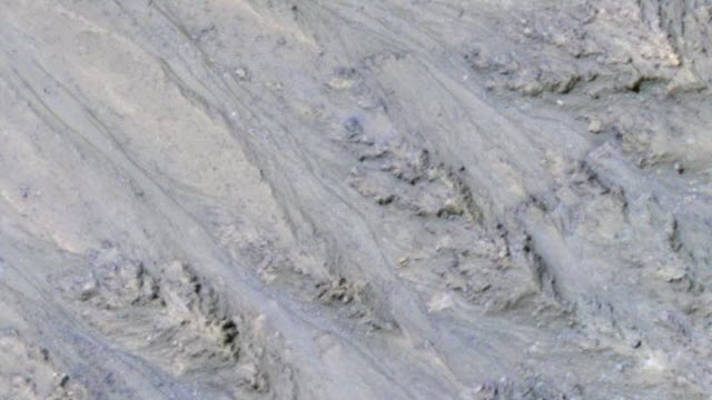 Previous Evidence of Water on Mars Now Identified as Grainflows