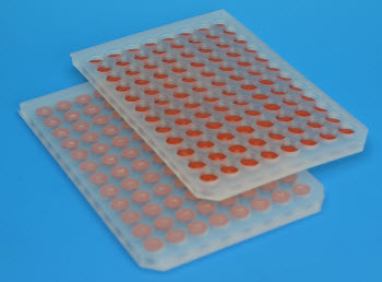 Chemically Resistant Pierceable Microplate Cap Mats