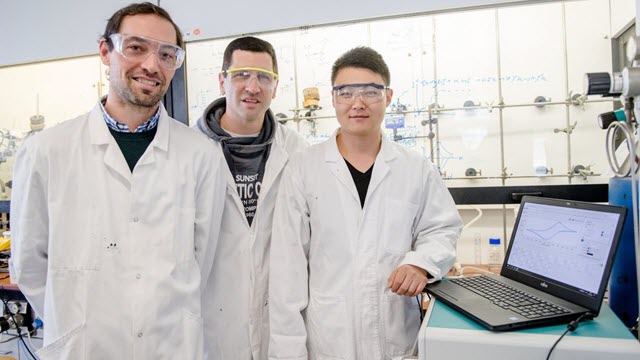 Nicolas Plumeré, Darren Buesen and Li Huaiguang, Ruhr-University Bochum