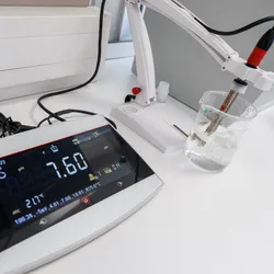 image of a pH meter in a modern lab ilustrating the differnce between using a pH Metr and potientiometer