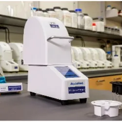 The photoreactor M2 in a lab