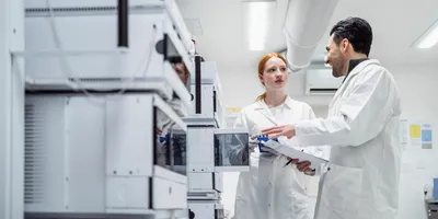 Laboratory team focusing on machine learning for pollutant detection