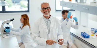 Leadership development in a laboratory environment