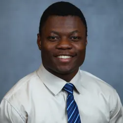 Headshot Eugene Oga