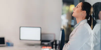 A lab manager reflecting on workplace wellbeing and employee burnout.