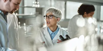 Team collaboration in a lab for effective workload distribution