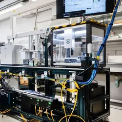 Automated laboratory setup for catalyst discovery
