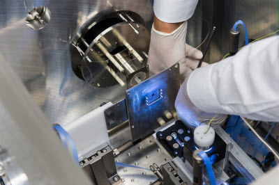 A sample has to be perfectly positioned in the instrument to gain proper readings