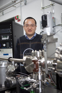 Guangwen Zhou